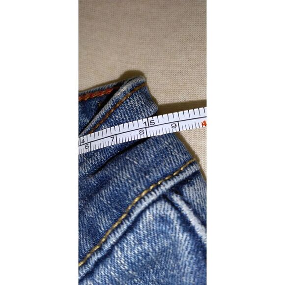 LEVI SIGNATURE JUNIORS SIZE 7 MEDIUM WASH JUNIORS LOW RISE BOOTCUT SLIM FIT - Picture 5 of 6